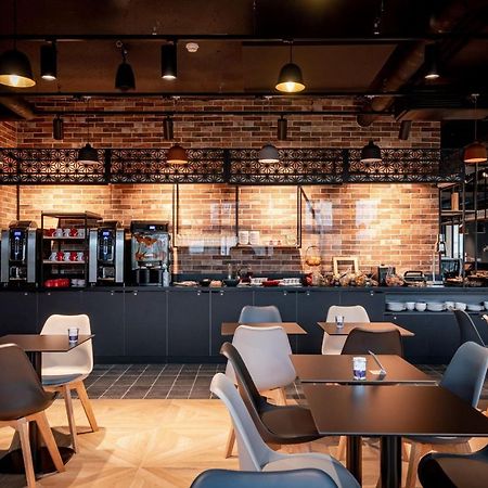 Ibis Styles Valenciennes Petite Foret Εξωτερικό φωτογραφία