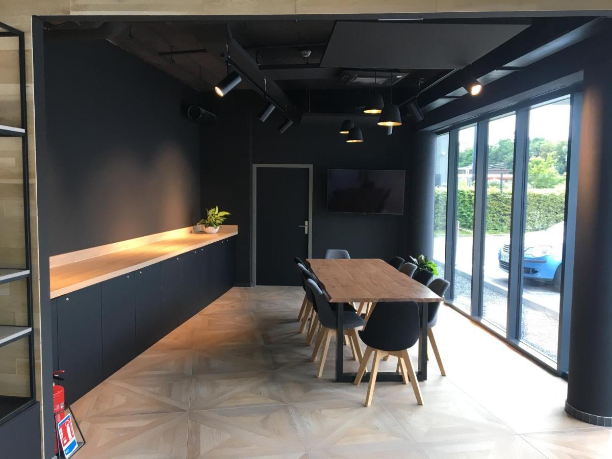 Ibis Styles Valenciennes Petite Foret Εξωτερικό φωτογραφία