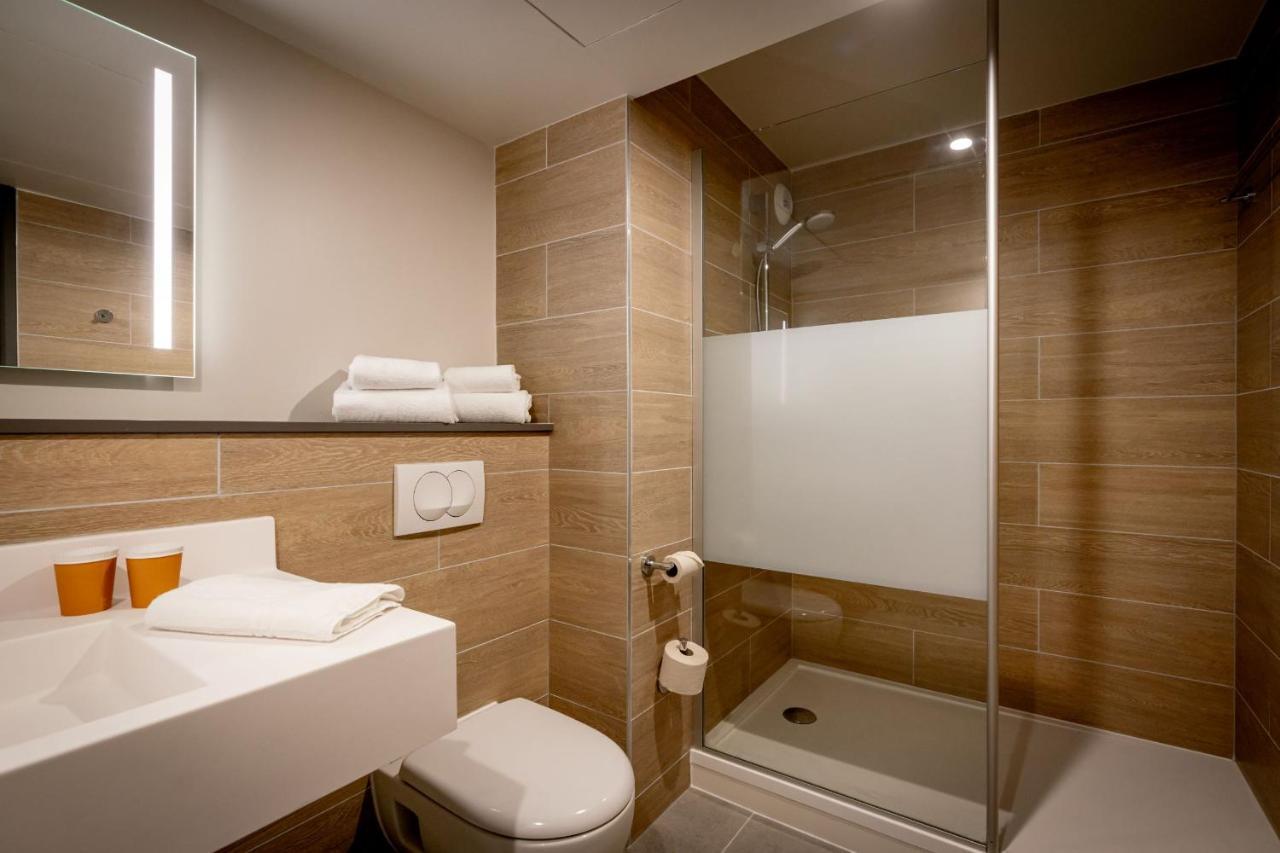 Ibis Styles Valenciennes Petite Foret Εξωτερικό φωτογραφία