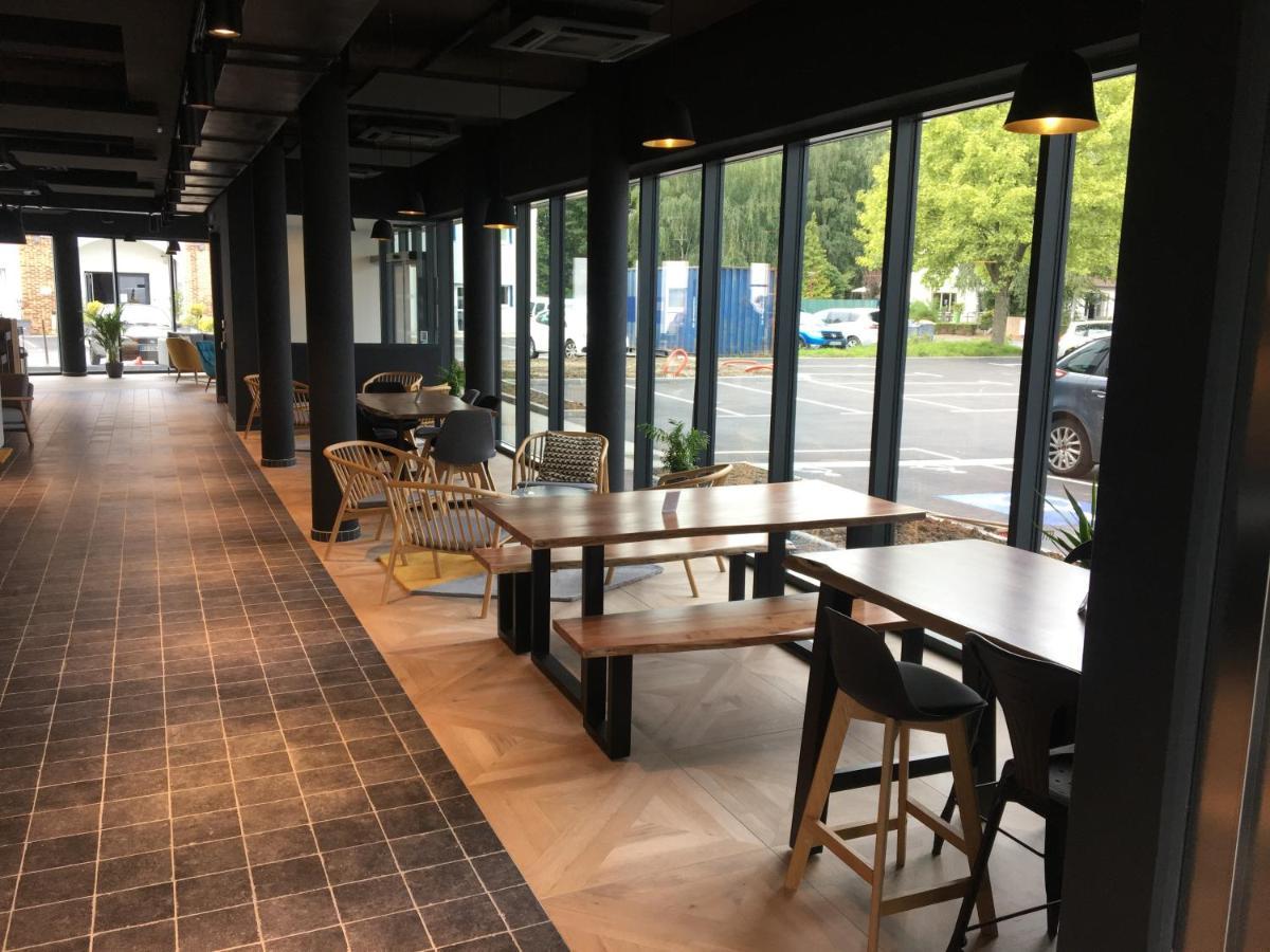 Ibis Styles Valenciennes Petite Foret Εξωτερικό φωτογραφία